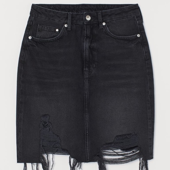H&M Dresses & Skirts - 7/$25 H&M Black High-Waisted Denim Skirt